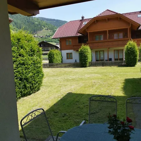 House Arianna Apartment